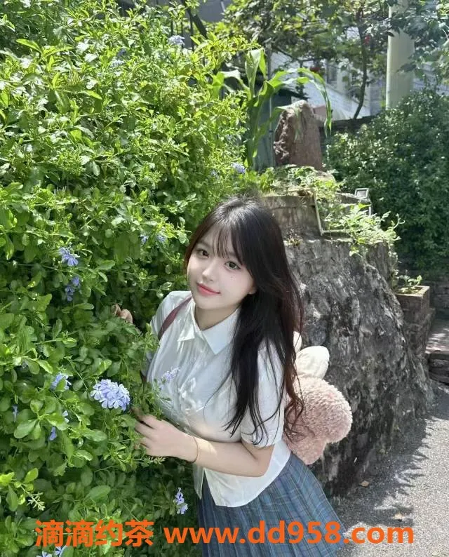 中山楼凤资源信息,东升两位小姐，洗吹做只需450元