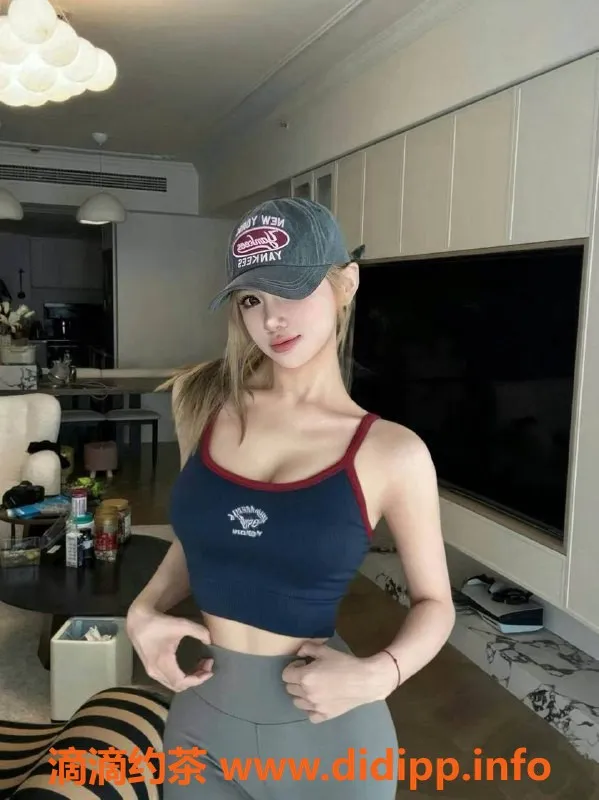 中山楼凤-古镇混血美眉，快餐350，洗吹做450