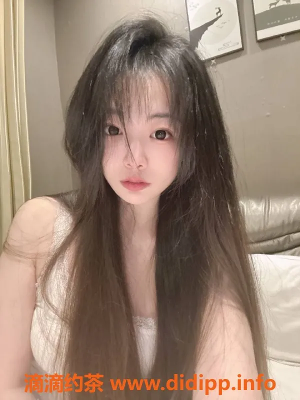 沈阳楼凤-小魔女琳琳：颜值9.68，身材超赞，1000元服务