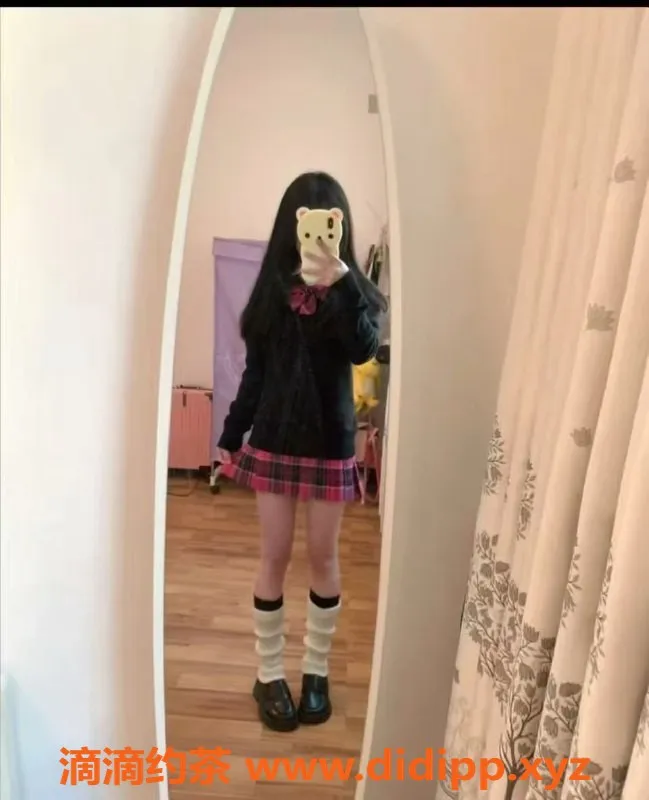 昆明楼凤-官渡区洛丽塔，600元口吹助浴，嫩妹体验