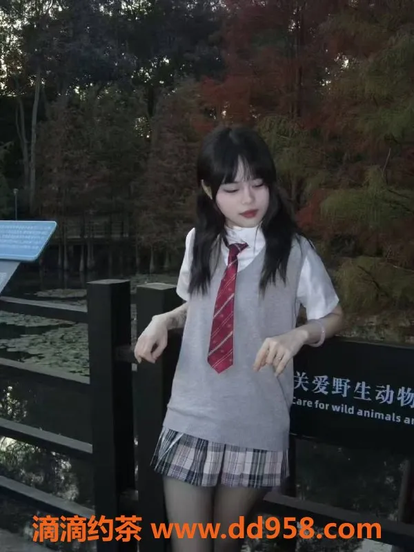 中山楼凤-古镇精致快餐350元，洗吹做450元