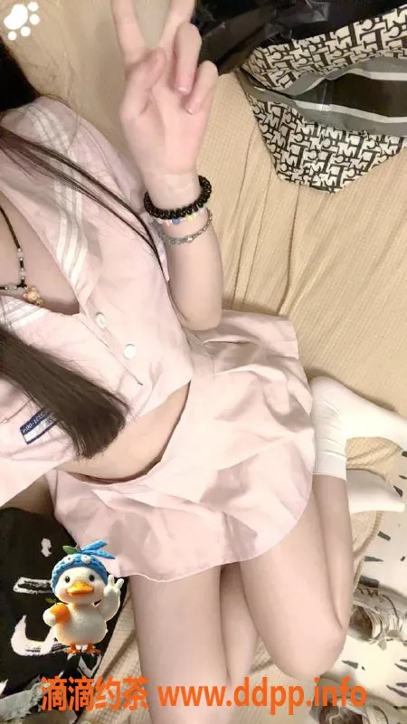 惠州楼凤-江北UU，600元Kiss，鸳鸯浴服务超享受