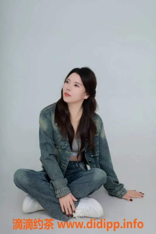 北京楼凤-四川可可，167cm，45kg，C罩杯，茶费仅6元