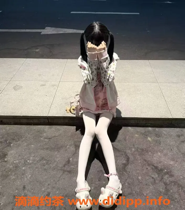 宁波楼凤-七七 165cm 48kg 07岁温柔可爱 价值体验