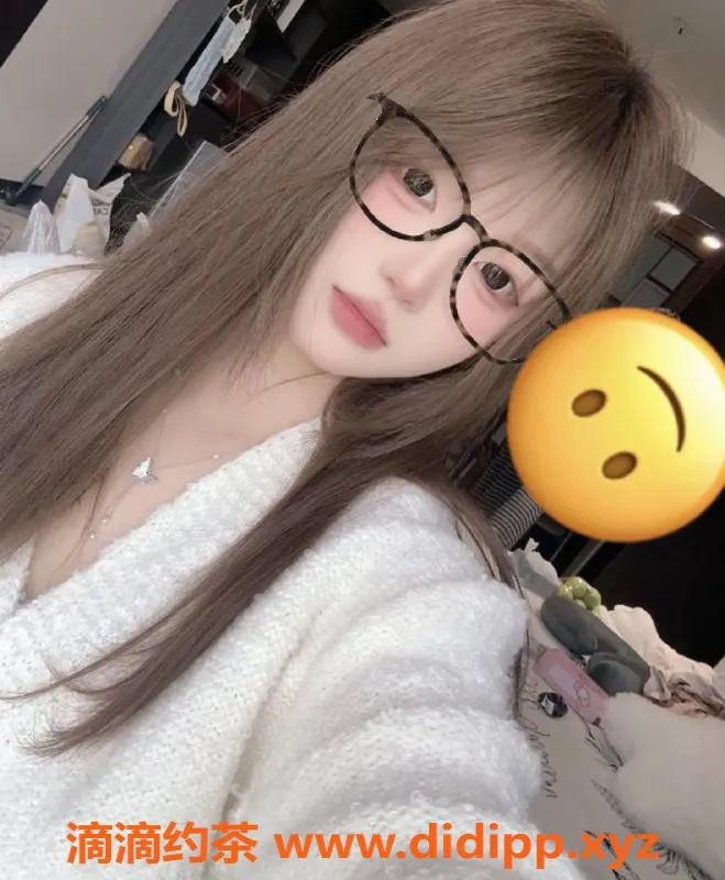 广州楼凤-天河小小恩，课费600p，服务热情