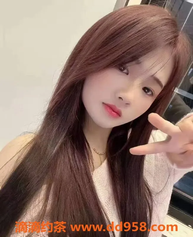 中山楼凤-西区两位小姐姐，300快餐400洗吹服务