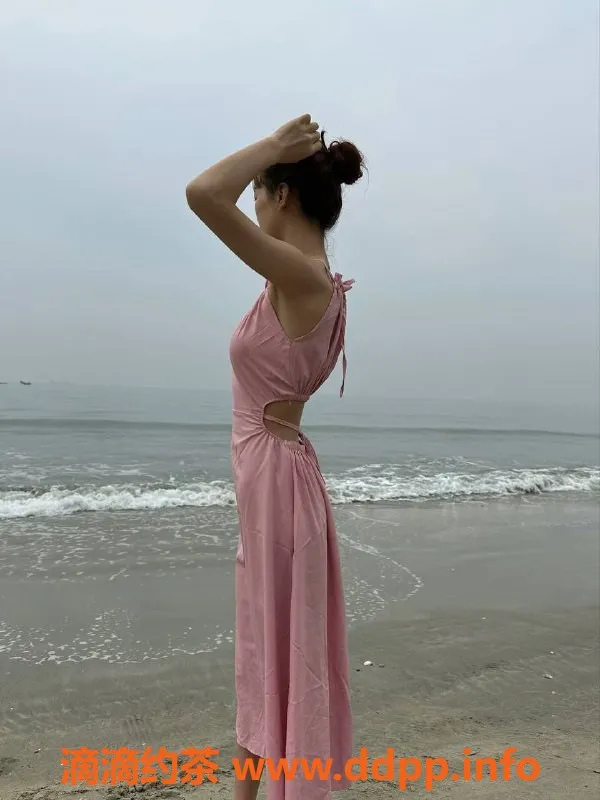 深圳楼凤-深圳龙华千元档老师，有舌吻和六九服务