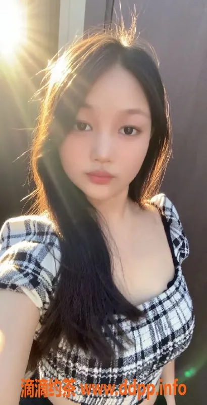 中山楼凤-中山石岐课室18岁小妹，300快餐服务体验