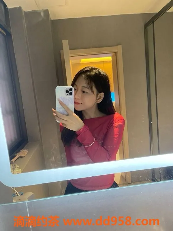 湛江楼凤-彤彤，年轻尤物，热情服务，身材火辣