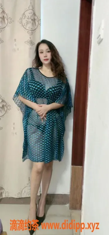 广州楼凤-海珠27岁田甜老师，38D大奶服务优惠