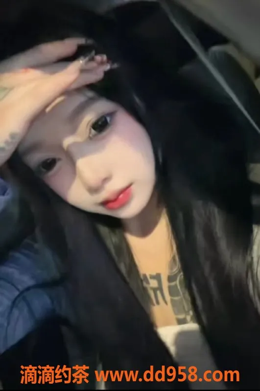 无锡楼凤-锡山区高颜值奈奈，165/50，内部价1100元起