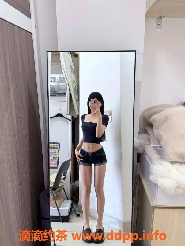 南通楼凤-南通然然：18岁 166cm 80B 深喉丝袜服务