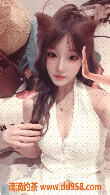 台州楼凤-义乌市奶斯，19岁165cm，600P品茶服务