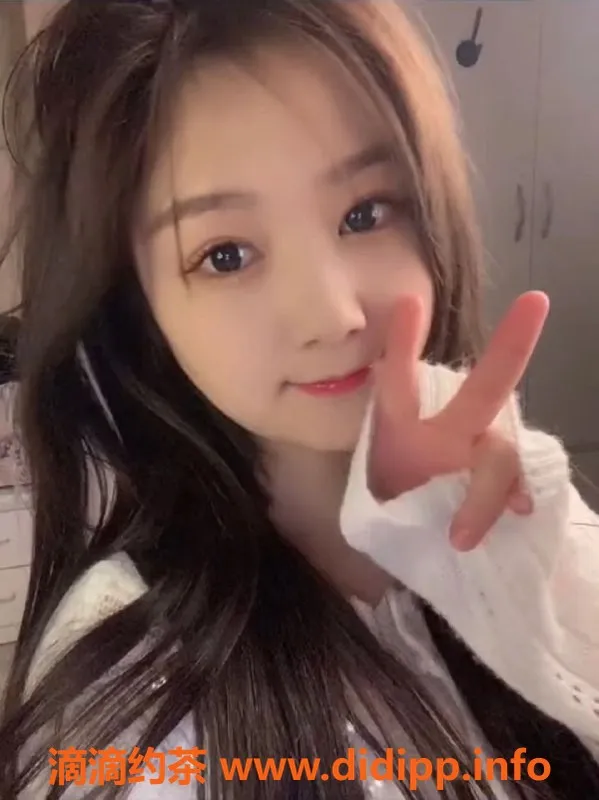 上海楼凤-上海糖糖 04年甜美女生 165cm 95斤 D胸