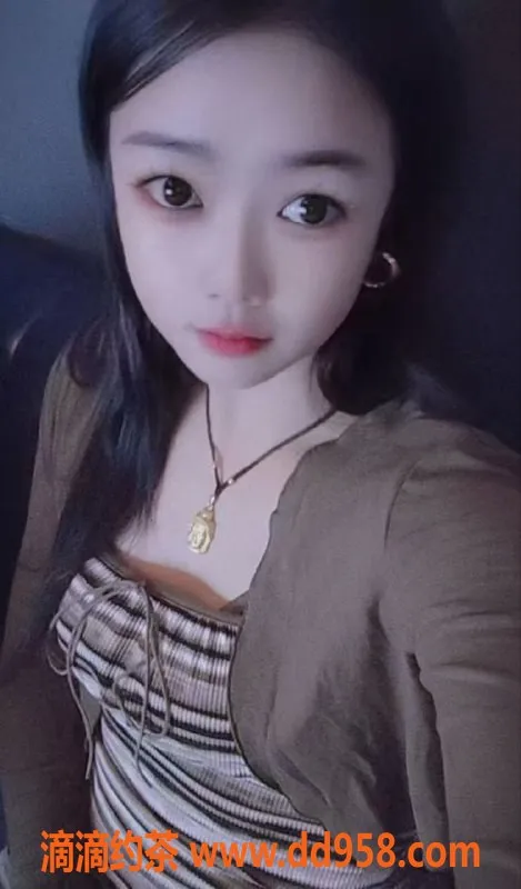 中山楼凤-中山横栏课室：300元快餐、400元洗吹服务