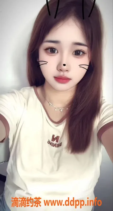 中山楼凤-中山小榄 350快餐 650无套服务体验