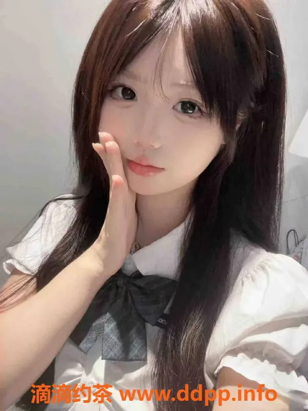 无锡楼凤-滨湖学妹A4腰，恋爱初体验，69胸推可舌吻