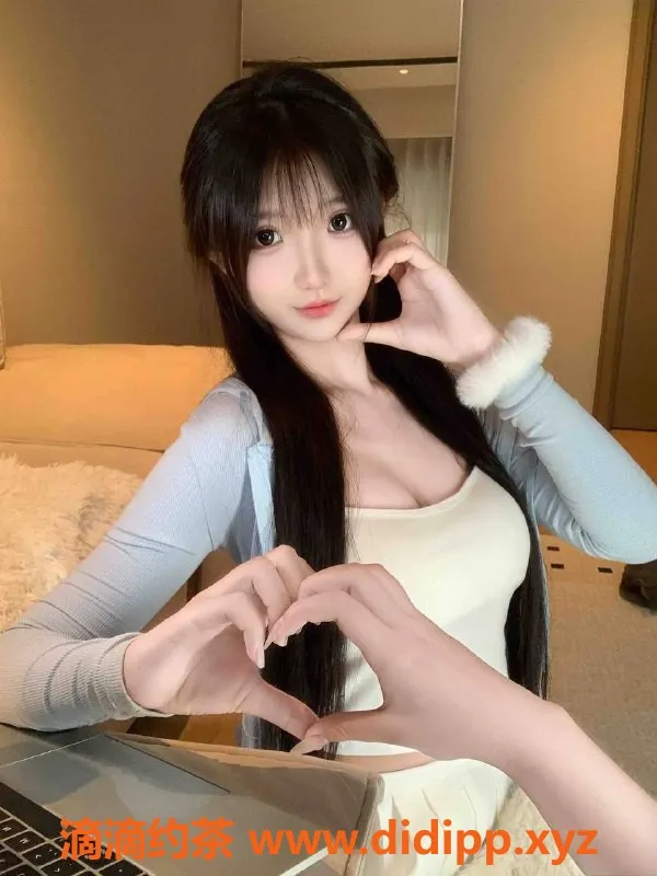 无锡楼凤-新区05学妹，胸推臀推，超刺激体验