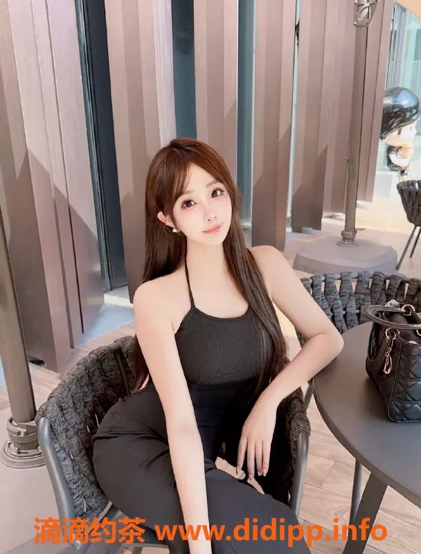 无锡楼凤-梁溪高尔夫教练，170大长腿，诱惑服务