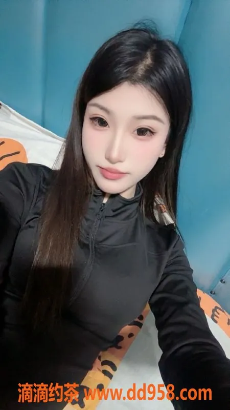 无锡楼凤-梁溪东岭06校花，173大长腿，陪浴调情服务