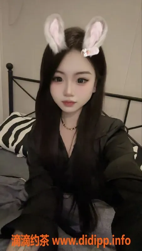 无锡楼凤-梁溪06顶级女神，170大长腿，69胸推特惠