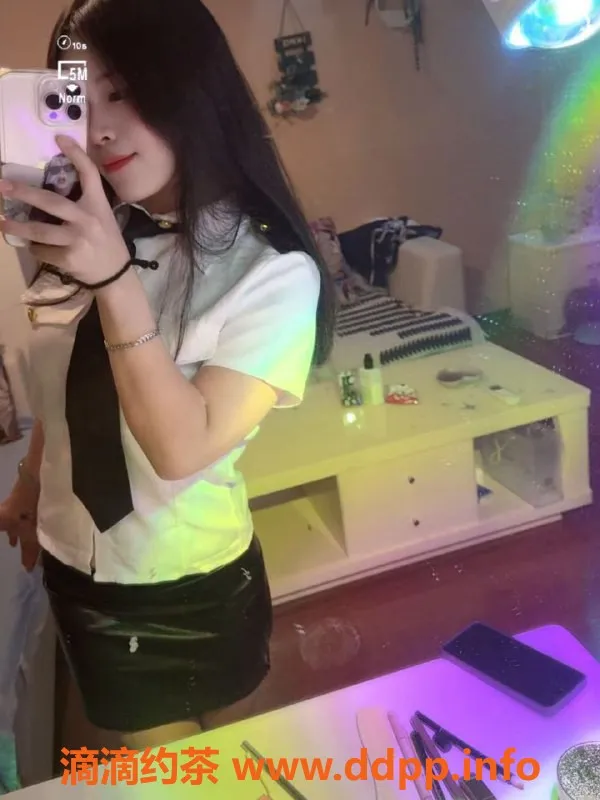 福州楼凤-丰泽区25岁诗诗，34C美胸，服务超赞只要550