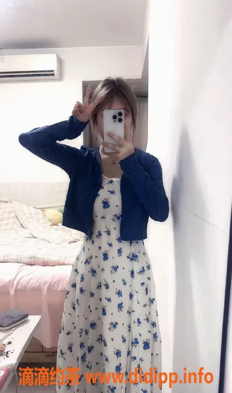 成都楼凤-武侯区媚狐，身材火辣的大奶嫩妹