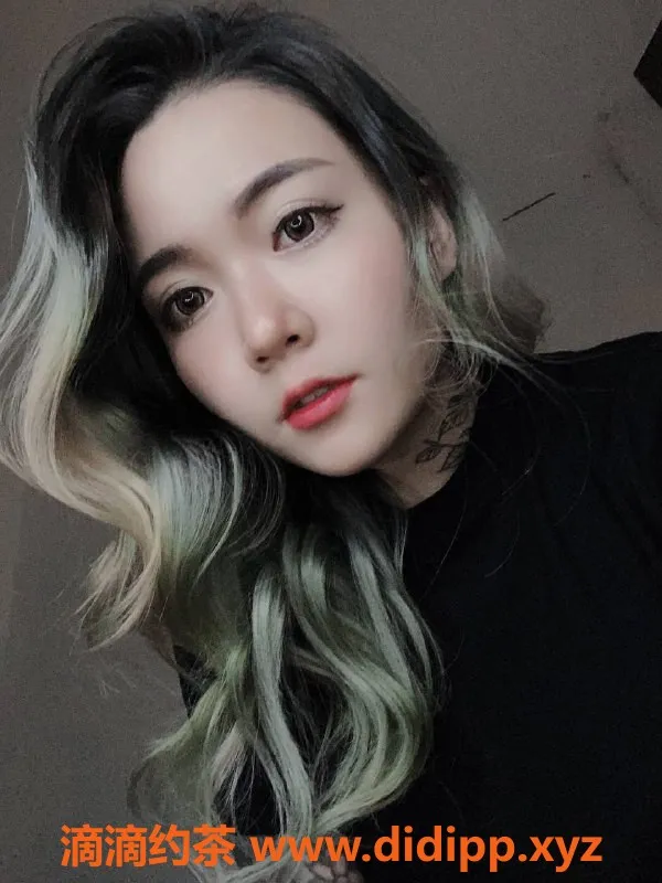 长沙楼凤-天心区25岁桃桃子，身高163，重128，激情服务