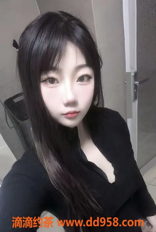 常州楼凤-新北小辣椒 162cm嫩妹 陪浴调情服务