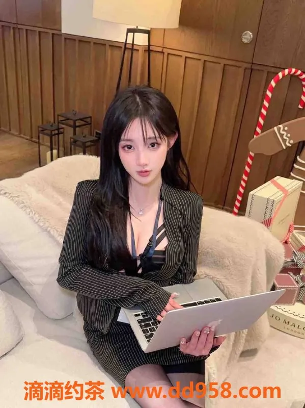 无锡楼凤-新区嫩妹少女 170cm大长腿 肤白如雪