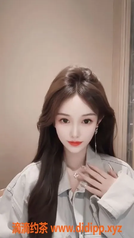 无锡楼凤-梁溪极品少女三点粉 陪浴服务