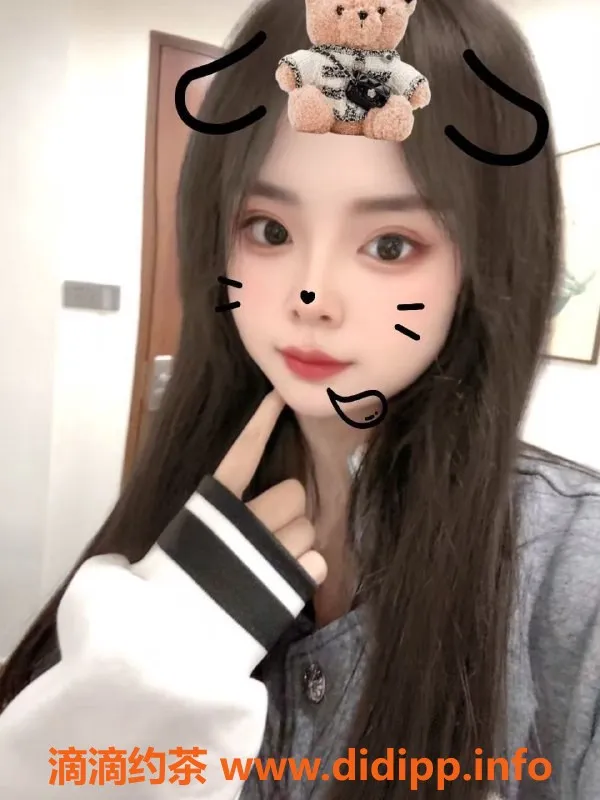 无锡楼凤-锡山铂金岛超嫩少女 三点粉娃娃脸