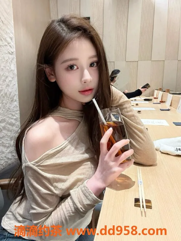 无锡楼凤资源信息,宏宇大厦07号超嫩少女，诱惑无限