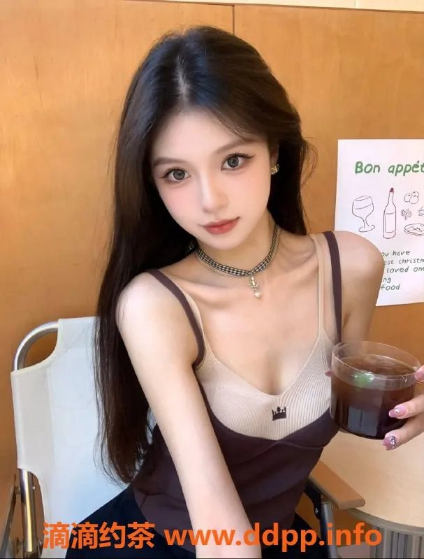 无锡楼凤资源信息,梁溪东岭04顶级大长腿，嫩滑皮肤美少女