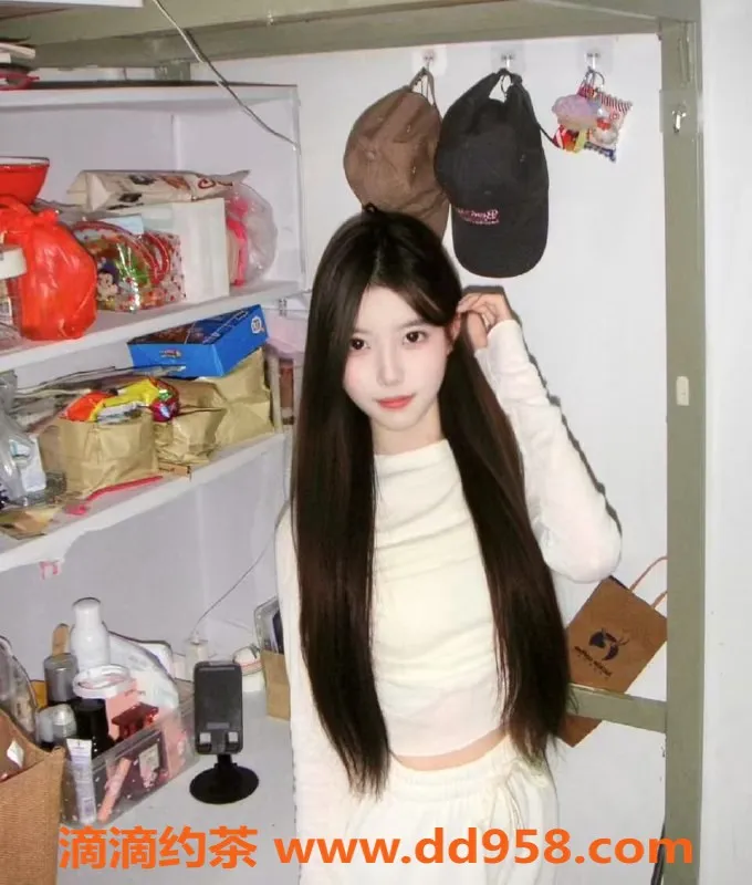 无锡楼凤-滨湖03极品少女，粉嫩可舌吻，69服务等你体验