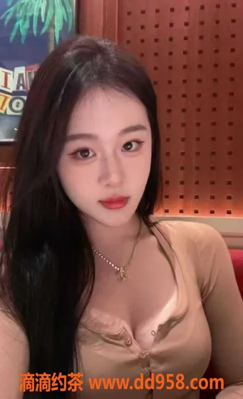 中山楼凤-江门江海课室美眉，300快餐400洗吹做