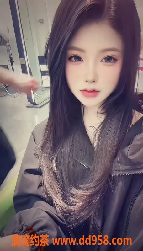 无锡楼凤资源信息,梁溪06极品少女172大长腿，超白肤，热情服务