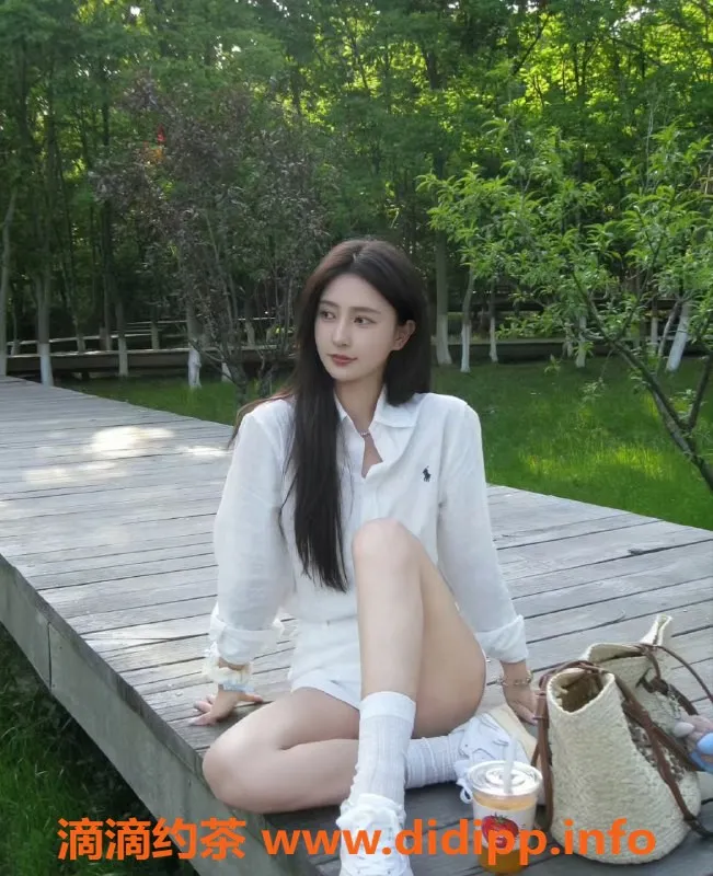 无锡楼凤-梁溪爆乳少女03，服务多样，体验刺激