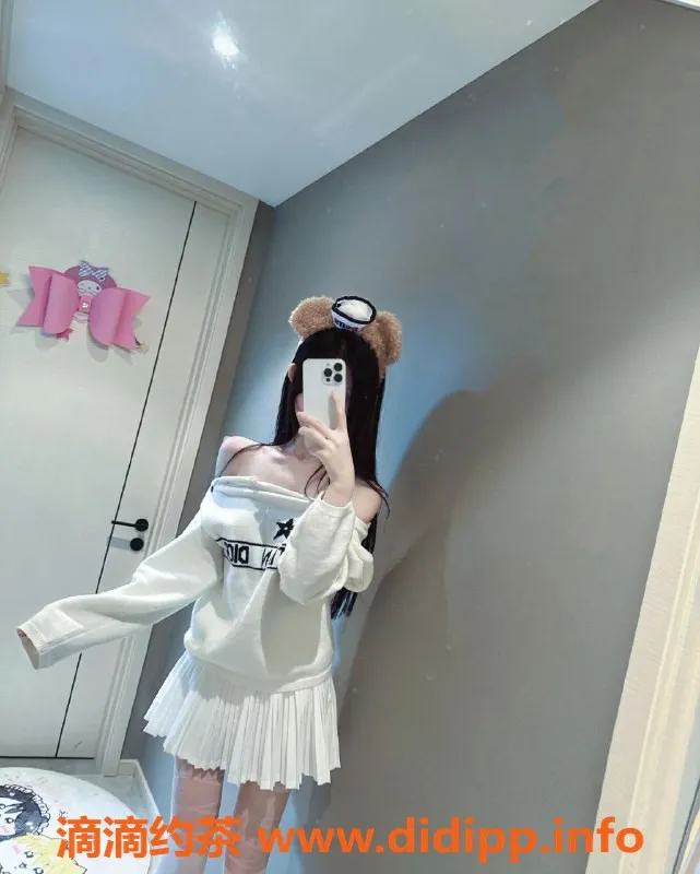 无锡外围资源信息,梁溪东岭03大圈空降，雪肌美女陪浴调情