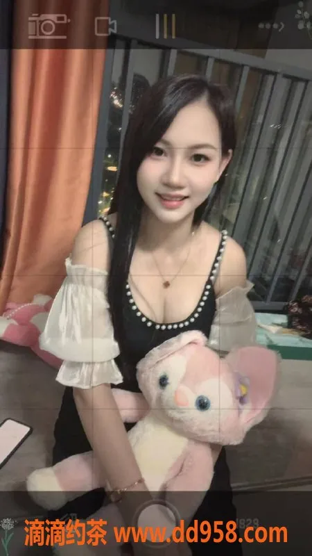 中山楼凤-火炬地区灵动女孩，快餐300，洗吹做400