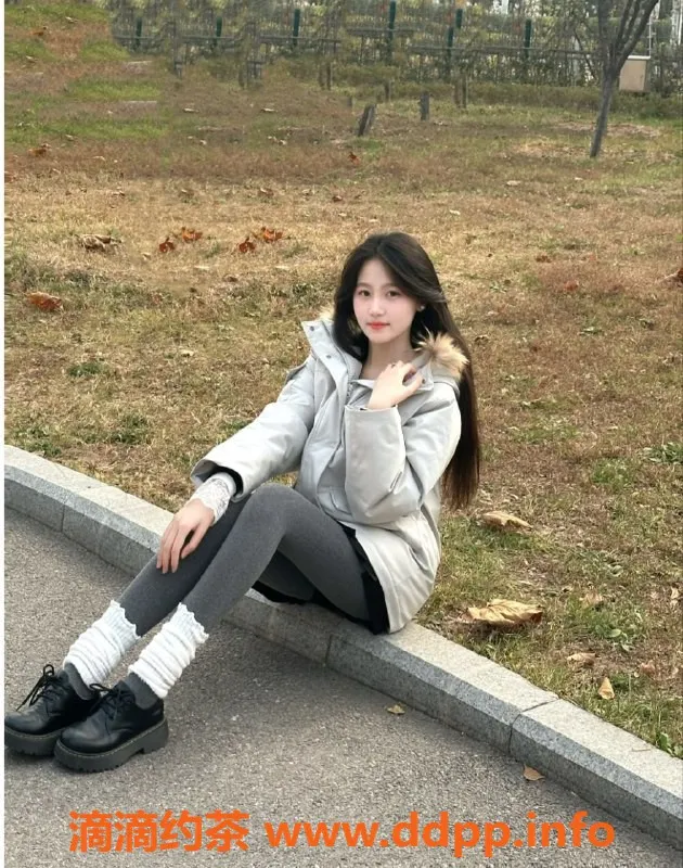 无锡楼凤-锡山晶石国际05顶级校花，白皙娇嫩少女