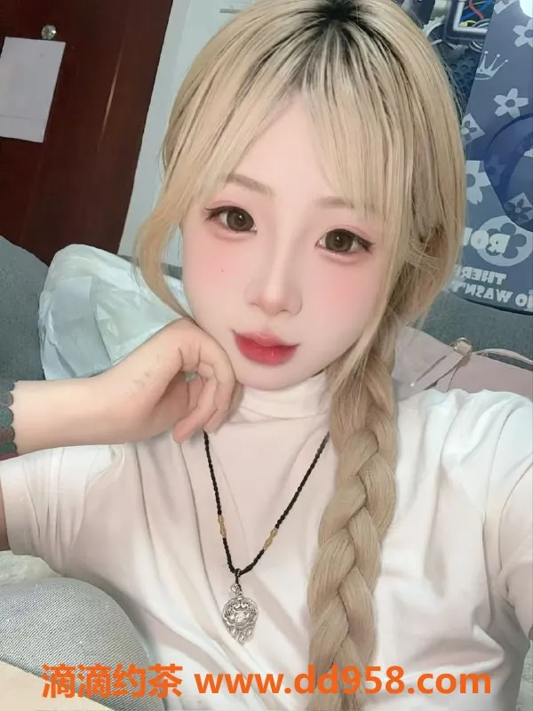 无锡楼凤-梁溪东岭06小少女，颜值超嫩，花式服务