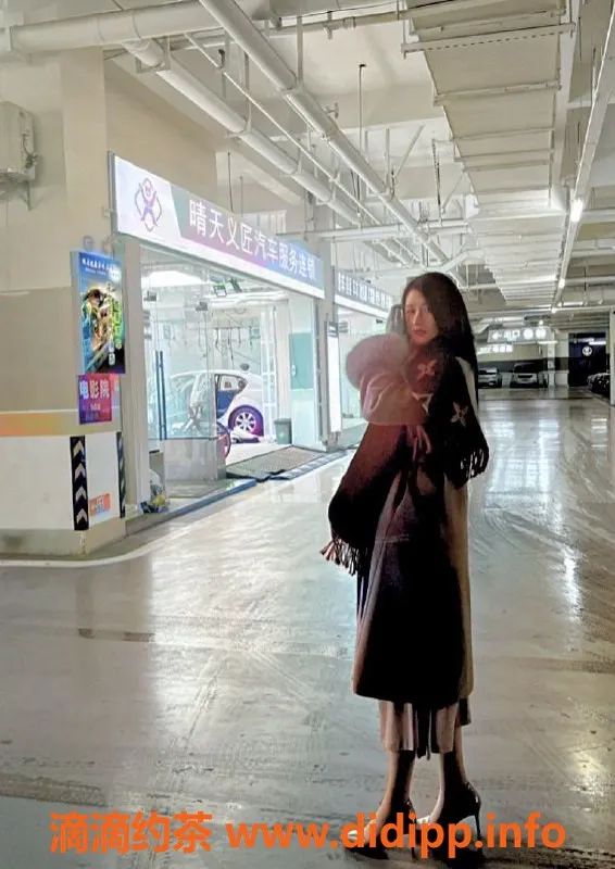 深圳楼凤-福田佳蕊，优雅私密服务等你来体验