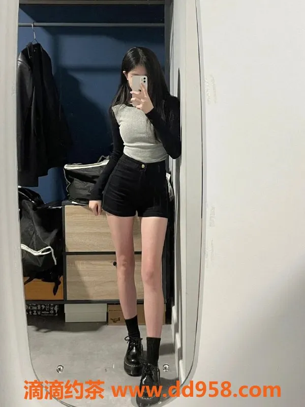 无锡楼凤资源信息,梁溪东岭顶级嫩妹，肤白如雪