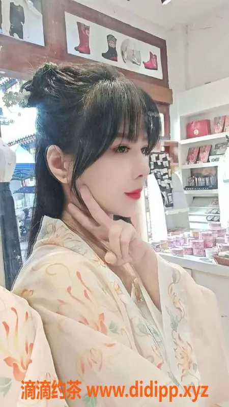 东莞楼凤-南城倩倩，优质服务只需2000夜！