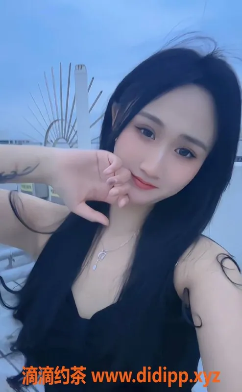 北京楼凤-东大桥嫩妹小九儿，内衣批发只需12z