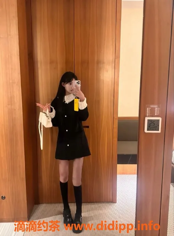 无锡楼凤-梁溪顶级少女，177大长腿，三点粉皮肤