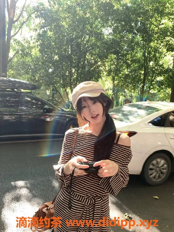 杭州楼凤-杭州可可，18岁清纯妹子，C罩杯仅需1400