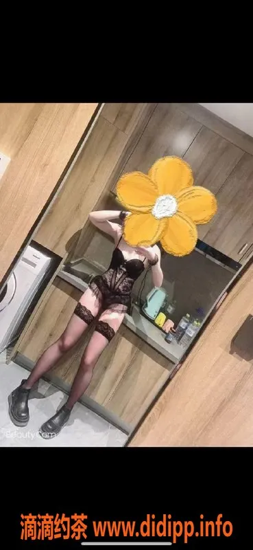 南通楼凤-南通沐沐，白皙女大兼职，三点粉