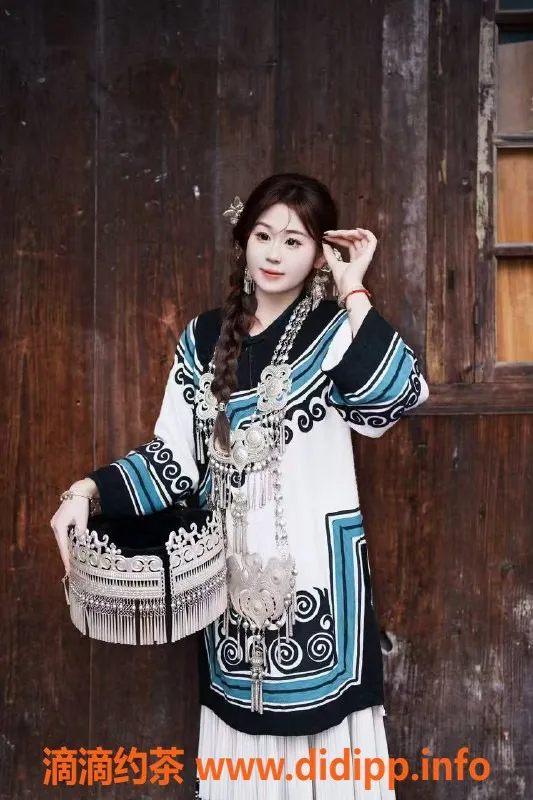 赣州楼凤资源信息,赣州章贡甜甜，清纯玉女，身高168cm，尽享温柔服务